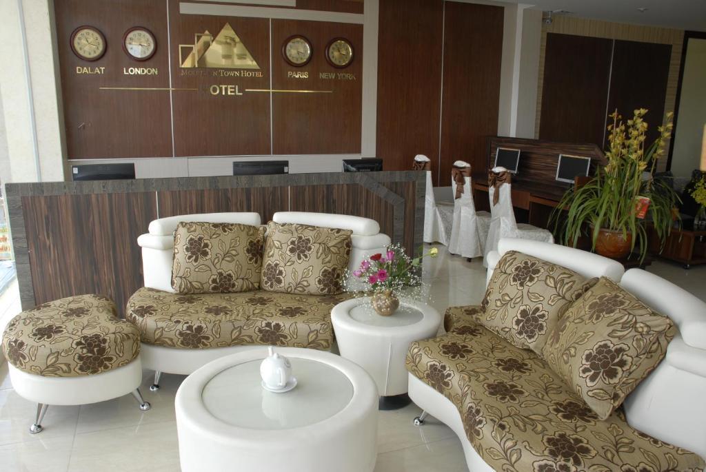 Mountain Town Hotel Далат Экстерьер фото